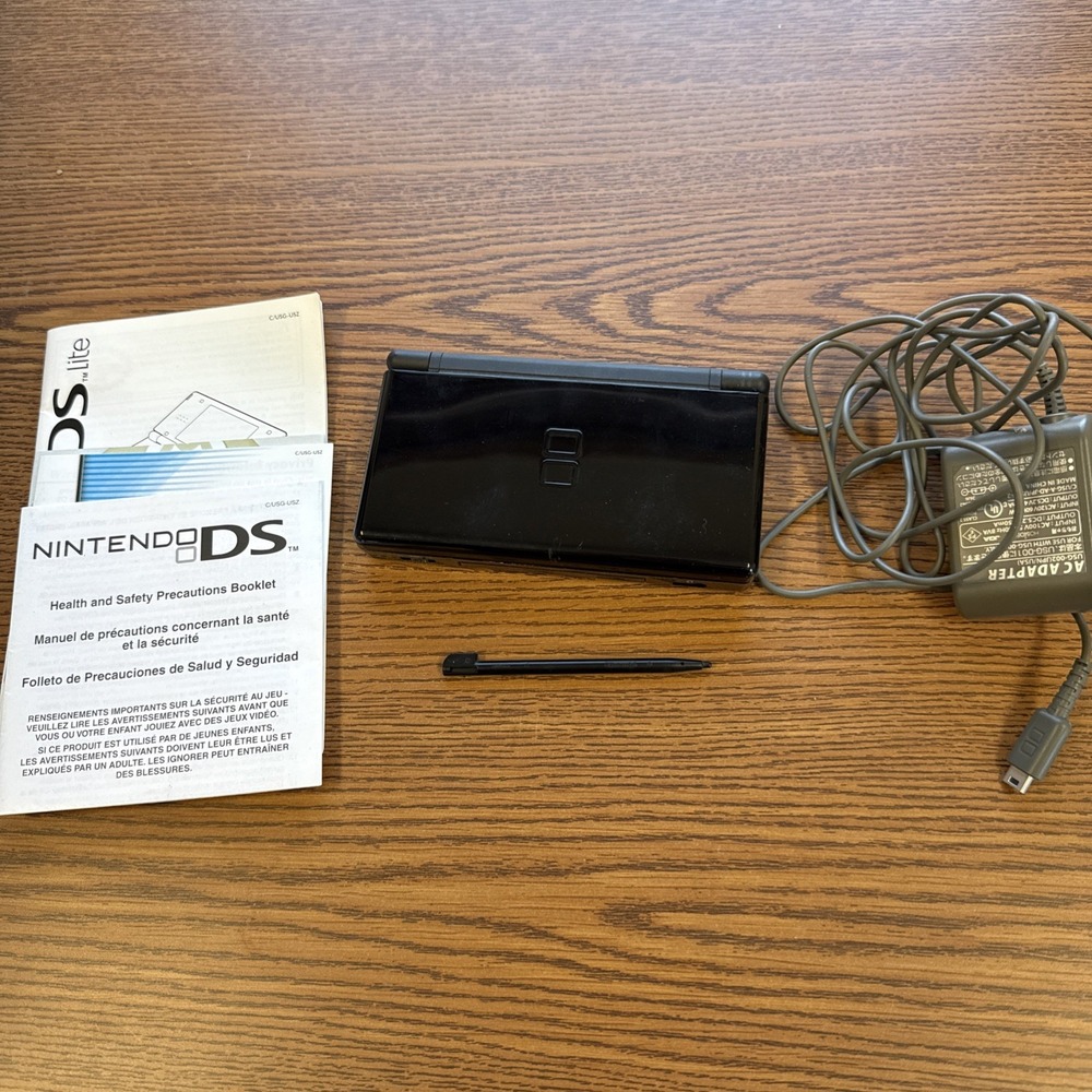 Nintendo DS Lite Black Gaming System Tested w/ Case Charger & Manuals Brain Game